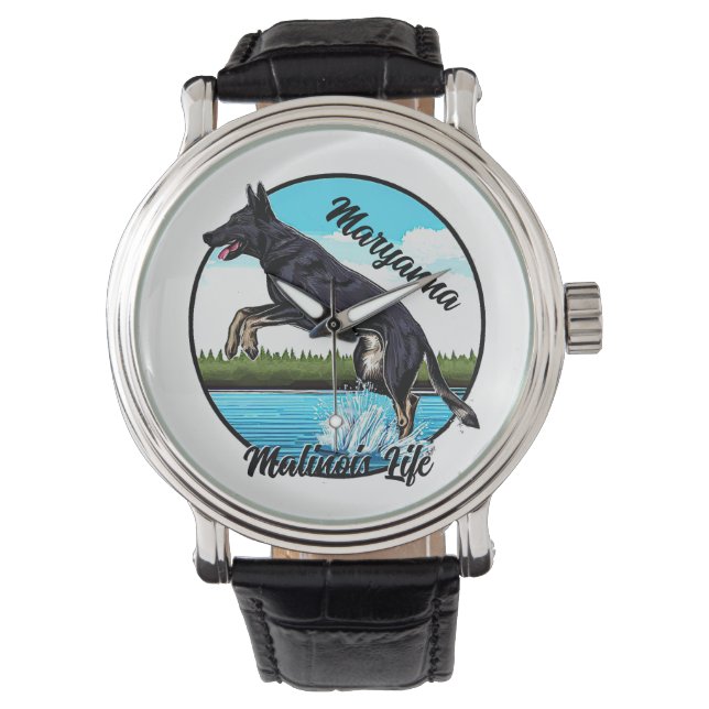 Montre Malinois noir dans l'eau (devant)