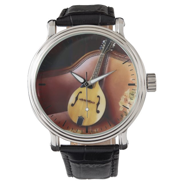 Montre Mandoline sur canapé (devant)