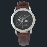 Montre Mariage Best Man Cadeau Moderne Monogramme Nom Coo<br><div class="desc">Mariage Best Man Cadeau Moderne Monogramme Et Nom Cool Classic Watch. Customisez-le pour cette touche spéciale supplémentaire à votre cadeau Best Man. Cliquez sur personnaliser ce modèle pour le customiser avec votre nom de famille monogramme initial, prénom et date rapidement et facilement. Mariage Best Man Gift Modern Monogram Nom Cool...</div>