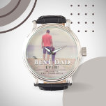 Montre Meilleur papa toujours Typographie Photo de la Fêt<br><div class="desc">Le meilleur papa jamais typographie Le Père’s Day Photo Watch. Le design a une photo complète. La typographie moderne en noir et blanc recouvre la photo. Personnalisez avec vos noms et ajoutez votre photo. Grand cadeau pour un père ou un grand-père pour la fête des pères,  l'anniversaire ou Noël.</div>