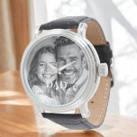Montre Meilleur Père Jamais Cool Tendance Photo Instagram<br><div class="desc">Célébrez votre père extraordinaire avec notre Meilleur Papa Jamais Cool Photo Instagram Trendy Watch! Ce garde-temps élégant est doté d'un design personnalisé d'inspiration Instagram où vous pouvez ajouter votre photo préférée et le texte personnalisé pour créer un souvenir chaleureux. Parfait pour la Fête des Pères, les anniversaires ou toute occasion...</div>