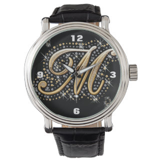 Montre moderne élégante lettre M monogramme
