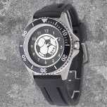 Montre Monogramme masculin Monographie de soccer noir<br><div class="desc">Personnalisez cette montre sportive moderne masculine avec des initiales modifiables. Design est un graphisme de ballon de football au centre et des détails noirs et blancs. Il suffit de modifier les lettres dans l'éditeur Zazzle facile. Beaucoup d'autres options de lunettes et de style de bande disponibles à choisir pour customiser...</div>