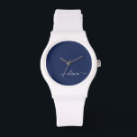 Montre Monogramme moderne bleu marine et blanc<br><div class="desc">Découvrez notre collection de monogrammes modernes bleu et blanc de la Marine : Élevez votre décor de maison avec notre collection sophistiquée avec un schéma de couleurs bleu marine et blanc contemporain. Chaque pièce est minutieusement conçue pour exsuder l'élégance et le style, parfait pour ajouter une touche de modernité à...</div>