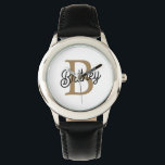 Montre Monogramme moderne élégant Nom Black Gold Script<br><div class="desc">Le Monogram Name Black Gold Script Watch est une montre sophistiquée qui combine fonctionnalité et luxe. Il présente un visage de montre noir élégant, orné d'un nom monogramme de script or élégant, créant un look raffiné et personnalisé. Cette montre est conçue pour ajouter une touche d'élégance à toute tenue, ce...</div>
