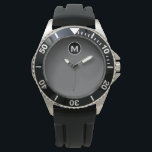 Montre Monogramme sportif minimaliste moderne<br><div class="desc">Monogramme sportif moderne Simple Gris Noir Blanc Monogramme Emblème Minimal Classic Block Typographie</div>