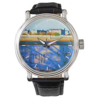 Montre Mur Berlin Allemagne vintage