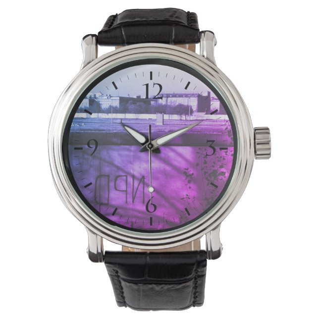 Montre Mur Berlin Allemagne vintage (devant)