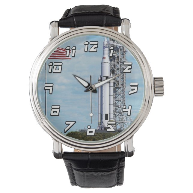 Montre NASA SLS Système de lancement spatial Fusée sur l' (devant)