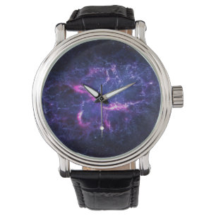 Montre Nébuleuse cosmique d'image dynamique de l'espace