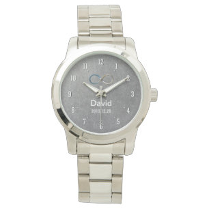 Montre nerd de main de l'infini   de