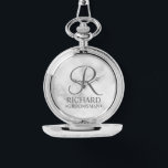 Montre Nom et monogramme du Groomsman personnalisé<br><div class="desc">Elégant Black and White Personnalisé Groomsman Cadeaux avec monogramme personnalisé en gris élégant style de police avec nom et titre de groomsman dans le style de police serif classique sur arrière - plan en marbre blanc. Parfait aussi pour le meilleur homme, père de la mariée, demoiselle d'honneur, fille de fleurs,...</div>