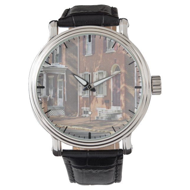Montre Nouveau Château DE - Rangée de maisons de ville (devant)