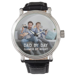 Montre Papa Par Jeu De Jour Par Fils De Nuit Et Papa Fête