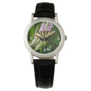 Montre Papillon Swallowtail sur Fleurs sauvages pourpres