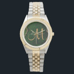 Montre Parties scintillant d'or vert chic Agate Monogramm<br><div class="desc">Cette montre chic monogrammed personnalisée dispose d'un arrière - plan moderne vert agate accentué de parties scintillant fausse or. Personnalisez votre monogramme initial en calligraphie manuscrite en écriture d'or avec votre nom ci-dessus. Un cadeau féminin unique pour l'anniversaire, les fêtes et toute occasion spéciale. Conçu pour vous par des Tee...</div>