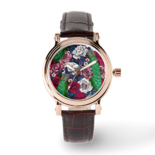 Montre Peacocks dans le jardin rose