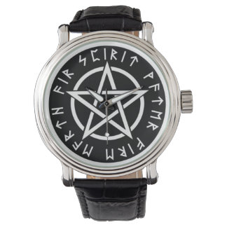 Montre pentagramme de rune