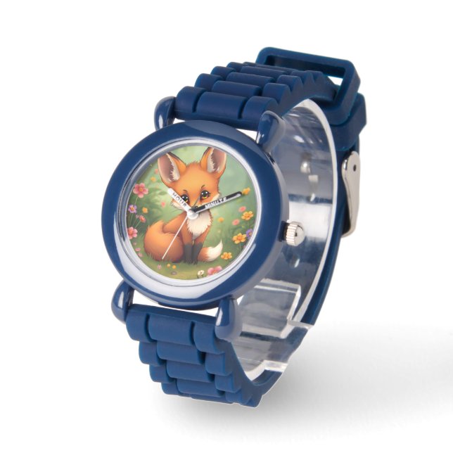 Montre Petit renard brun mignon dans la forêt (Angle)
