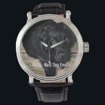 Montre Photo et nom du chien du Black Lab personnalisé<br><div class="desc">Personnalisez cette conservation avec la photo de votre chien et le nom du chien (ou de l'autre animal de compagnie ou de la personne photo/nom). Ajoutez votre propre texte comme "Best Dog Ever", "We love Bella" (nom du chien), l'anniversaire du chien ou le jour du décès. Il vous suffit de...</div>