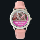 Montre Photo personnalisée et texte Girly Coeurs roses mi<br><div class="desc">Photo personnalisée et texte Girly Pink Hearts mignon Montre avec cadre de coeurs rose bulle</div>
