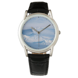 Montre Plume Émanant Du Volcan Kliuchevskoi.
