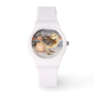 Montre Poussin de bébé et carton précieux d'oeufs