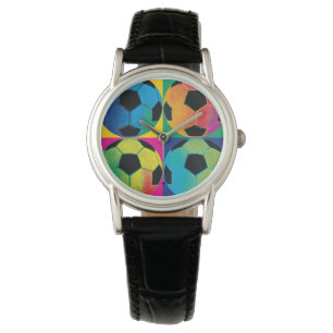 Montre Quatre ballons de football dans différentes