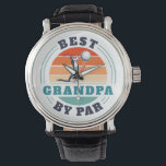 Montre Retro Golfing Best Grand-pa Par Par Par Custom<br><div class="desc">Retro Best Grandpa By Par design vous pouvez customiser pour le destinataire de ce design de thème de golf mignon. Un cadeau parfait pour l'anniversaire de Fête des pères ou de grand-père. Le texte "GRANDPA" peut être customisé avec n'importe quel papa moniker en cliquant sur le bouton "Personnaliser" ci-dessus. Peut...</div>