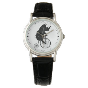 Montre Rhinocéros montant un vélo
