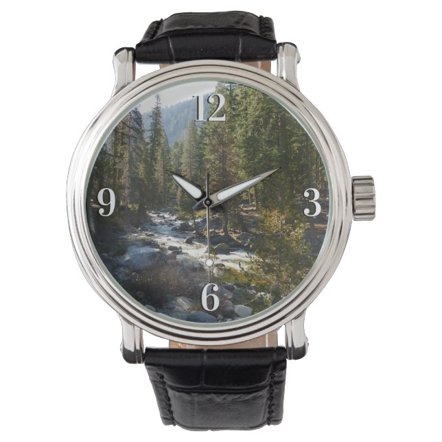Montre Rivière Kaweah dans le parc national de Sequoia (devant)