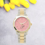 Montre Rose Petal Script Charme Watch<br><div class="desc">Présentant notre Rose Petal Script Charm Watch dans Blush Pink - un mélange parfait d'élégance et d'individualité. Ce magnifique garde-temps présente une police de script gracieuse, avec votre premier nom initial et complet pour une touche de charme personnel. Conçue avec soin avec des matériaux de premier ordre, cette montre n'est...</div>