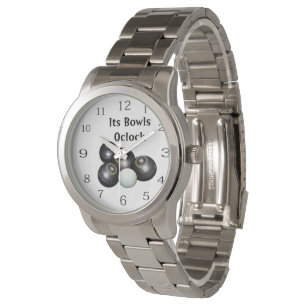 Montre Ses Boules De Pelouse S'Éloignent,