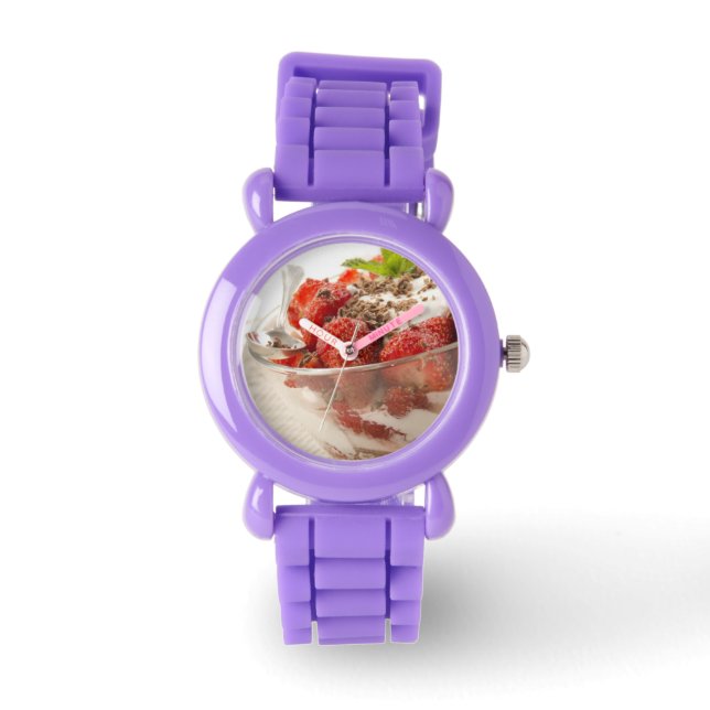 Montre Strawberry Dessert With Fresh Yogurt (Recto)