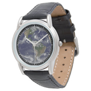 Montre Terre Pleine Avec L'Ouragan Irène Au-Dessus Des Ba