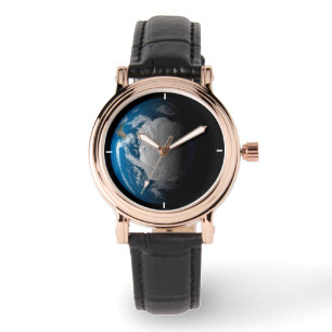 Montre Terre Pleine Montrant Des Nuages Simulés Sur L'Ant