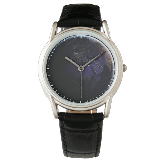 Montre Terre Pleine Montrant Les Lumières De La Ville D'E (devant)