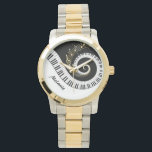 Montre Touches de piano personnalisables et notes de musi<br><div class="desc">Personnalisé Design musical inhabituel avec touches de piano tourbillonnantes avec notes de musique dorée qui sortent du centre des touches. Cette conception ferait le cadeau parfait pour les amateurs de piano et est disponible sur une collection de cadeaux et de produits en papier.</div>