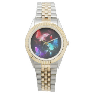 Montre Trois papillons brillants sur l'arrière - plan de
