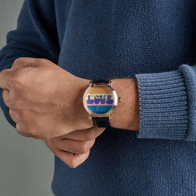 Montre Typographie D'Amour Rétro Sur Les Rayures De Couch (Poignet)