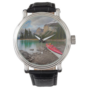 Montre Un kayak de mer à terre à Spirit Island