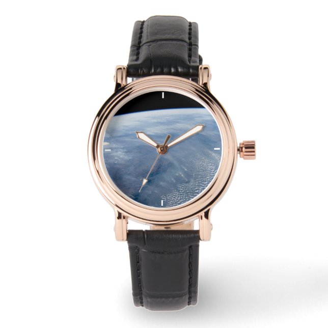 Montre Une Bombe De Fumée Sur L'Afrique Tropicale Du Sud. (Recto)