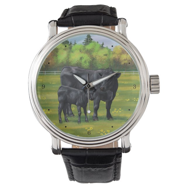 Montre Vache d'Angus noir et veau mou en pâturage d'été (devant)