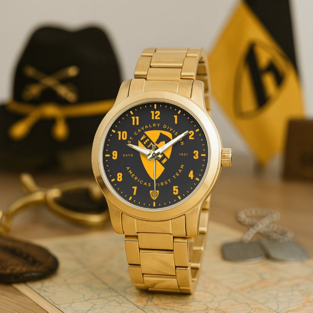 Montre Vétéran de la 1re division de cavalerie de l'équip (1st Cavalry Division America's First Team Veteran Tribute Gold Stainless Steel Watch)