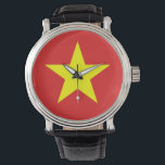 Montre Viêt Nam Drapeau Yellow Star Watch<br><div class="desc">Drapeau vietnamien sur montre de style vintage pour lui. Accessoires correspondants,  produits de maison,  électronique,  produits de bureau et plus encore... </div>