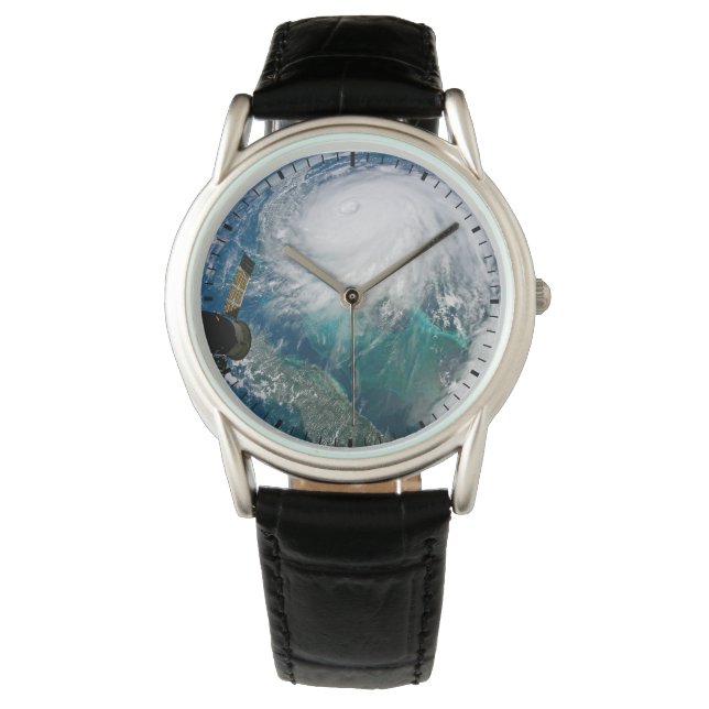 Montre Vue De L'Ouragan Dorian. (devant)