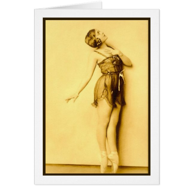 Montrez à fille le danseur français osé (Devant)