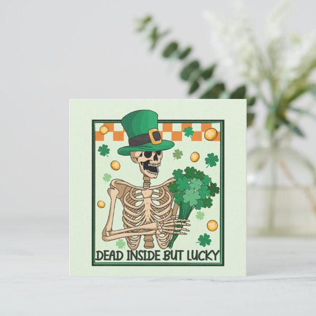 Mort À L'Intérieur Mais Lucky St patrick (Debout devant)