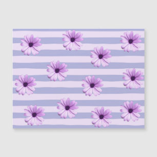 Motif à rayures pastel avec des marguerites