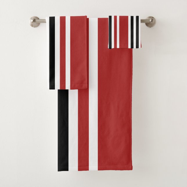 Motif à rayures verticales rouge noir gris (En situation)